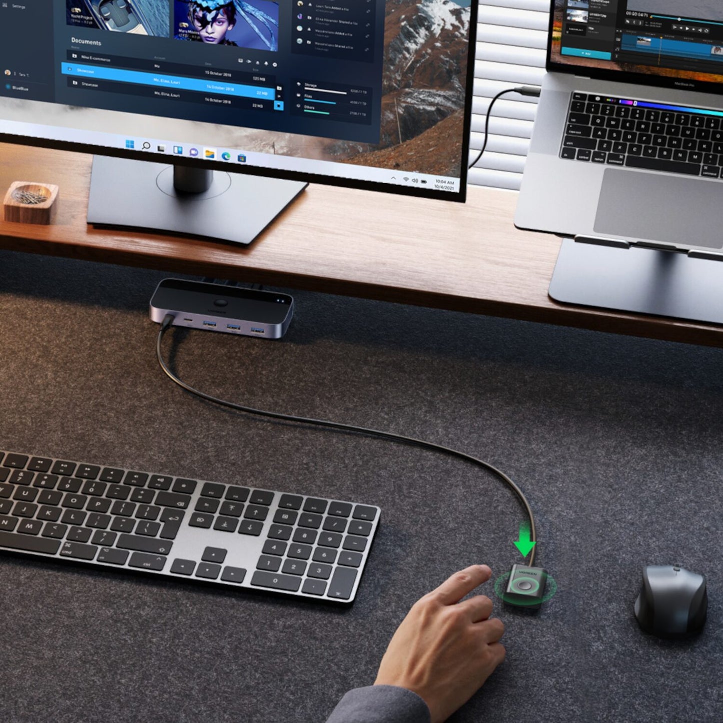 UGREEN Sharing Switch Box 2-in-4 Out