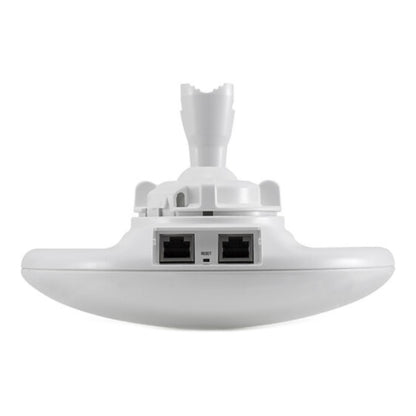 Compact directional antenna for long-range PtP wireless links