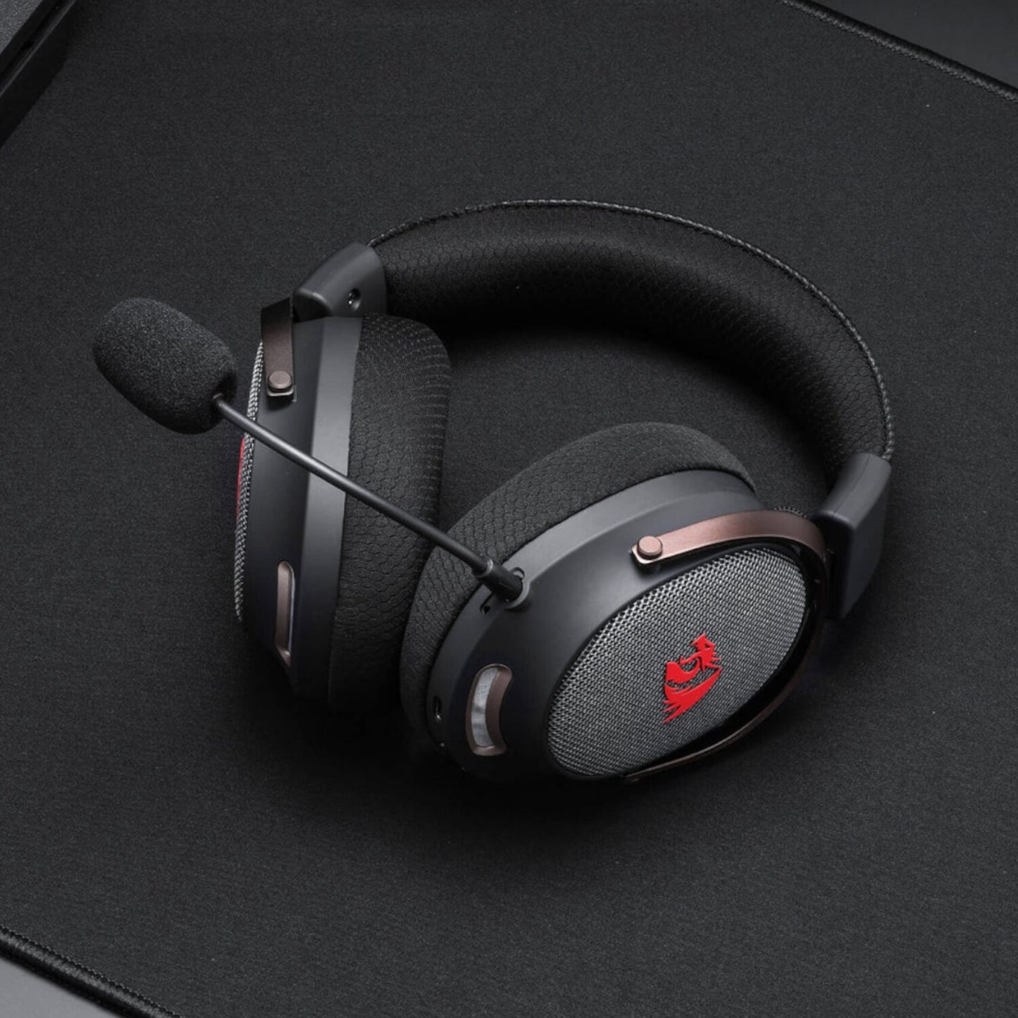 Redragon Arrow Pro H858 Wireless Gaming Headset (Bluetooth + 2.4GHz)