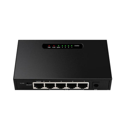 MicroWorld TXE038 5-Port Gigabit PoE Switch, 4 PoE Ports 802.3at/af, 10/100/1000Mbps